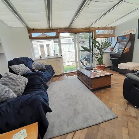 The Homestay Get Away Margate Ngoại thất bức ảnh