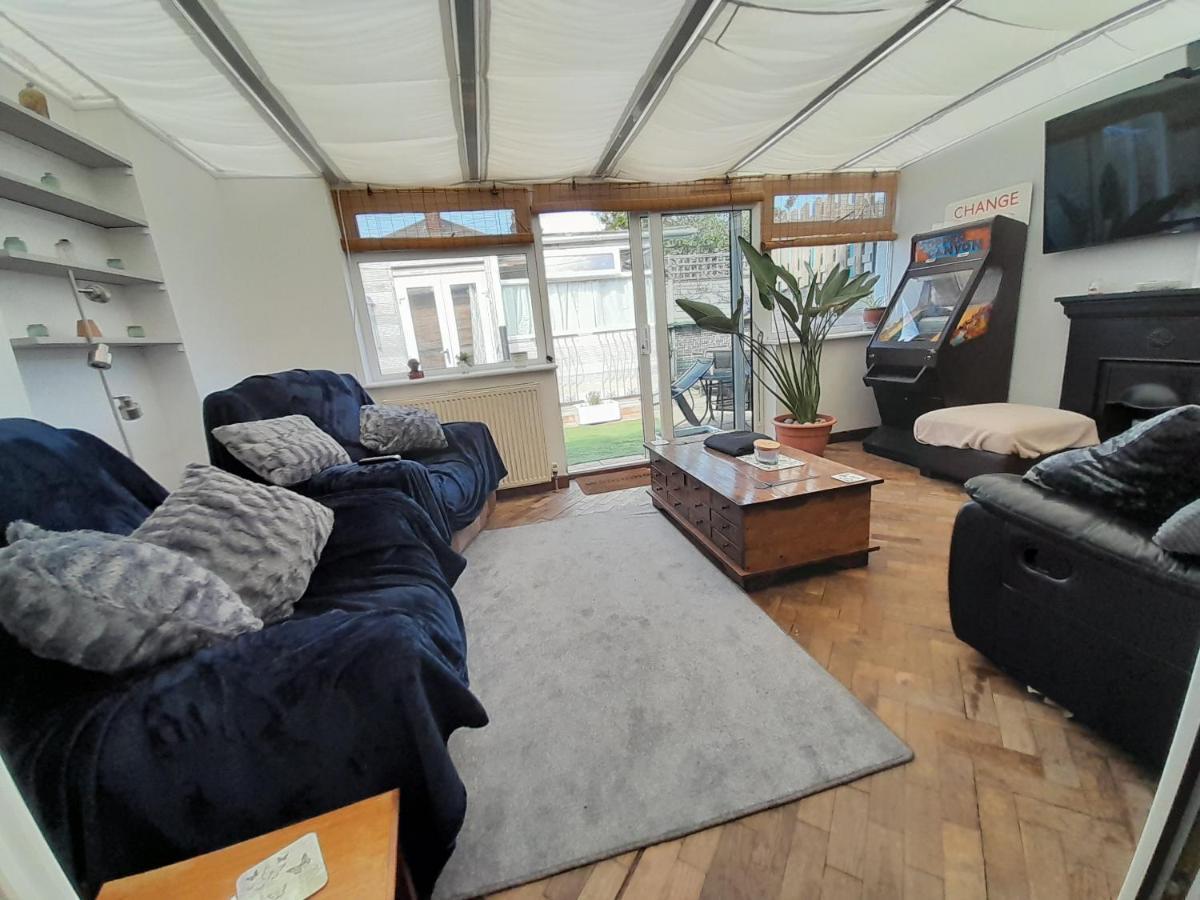 The Homestay Get Away Margate Ngoại thất bức ảnh